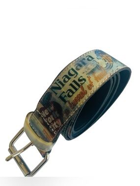 Retro USA Tourist Attraction Holographic Vacation Road Trip National Park Belt